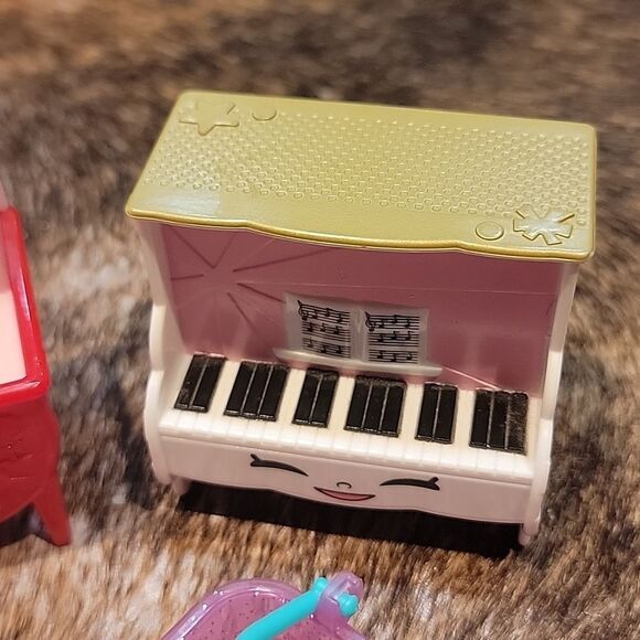 Shopkins bundle - Picture 3 of 5